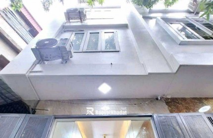 Bán nhà Trương Định Lô góc 3 thoáng Ngõ rộng thông 40m nhỉnh 6 tỷ